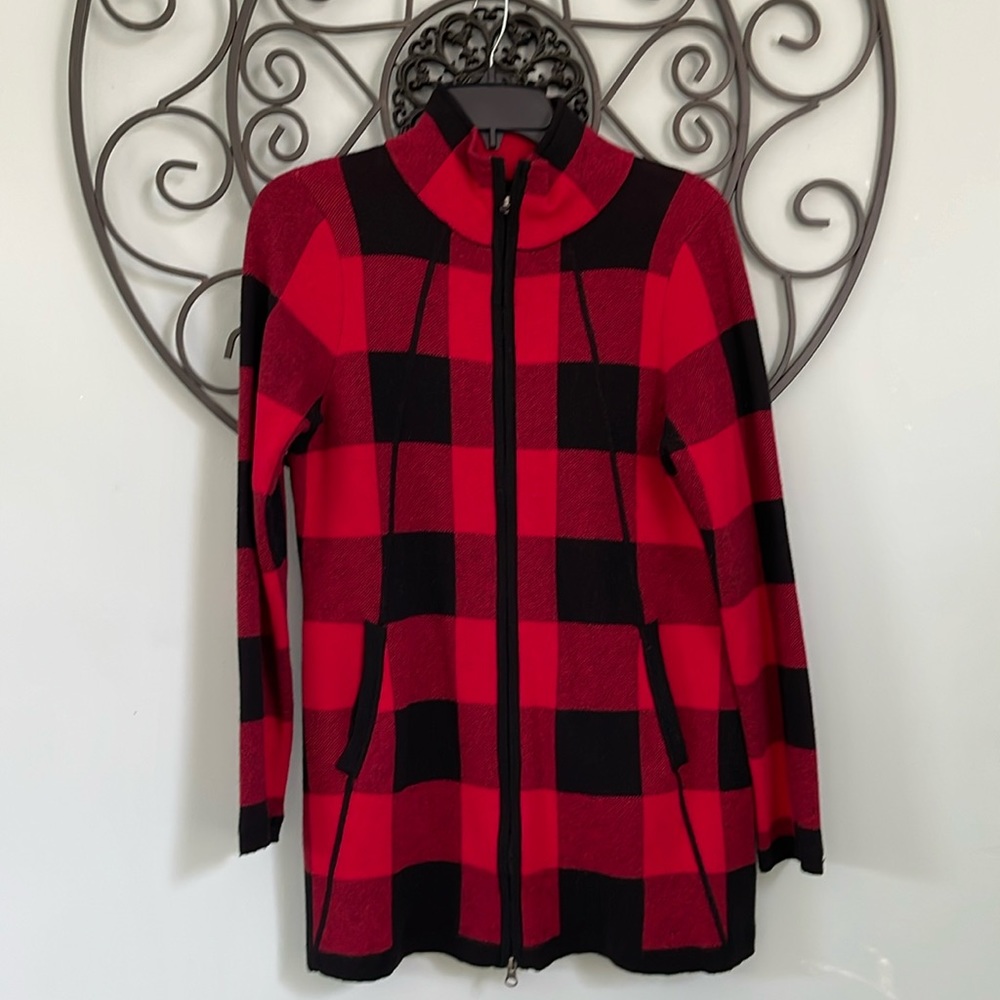 Adrienne Vittadini Red and Black Buffalo Plaid Zip Cardigan Sweater